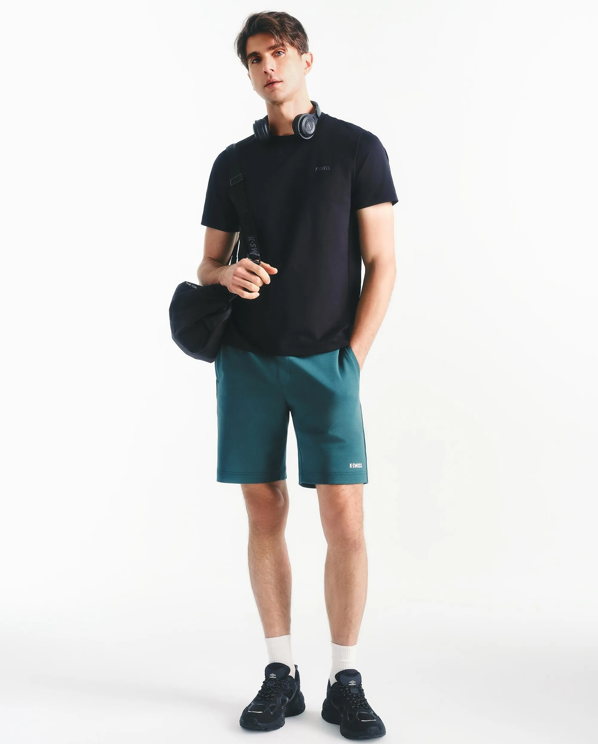 1011633-008 | MEN'S K-SWISS LOGO MIRCO-FLEECE T-SHIRT | BLACK