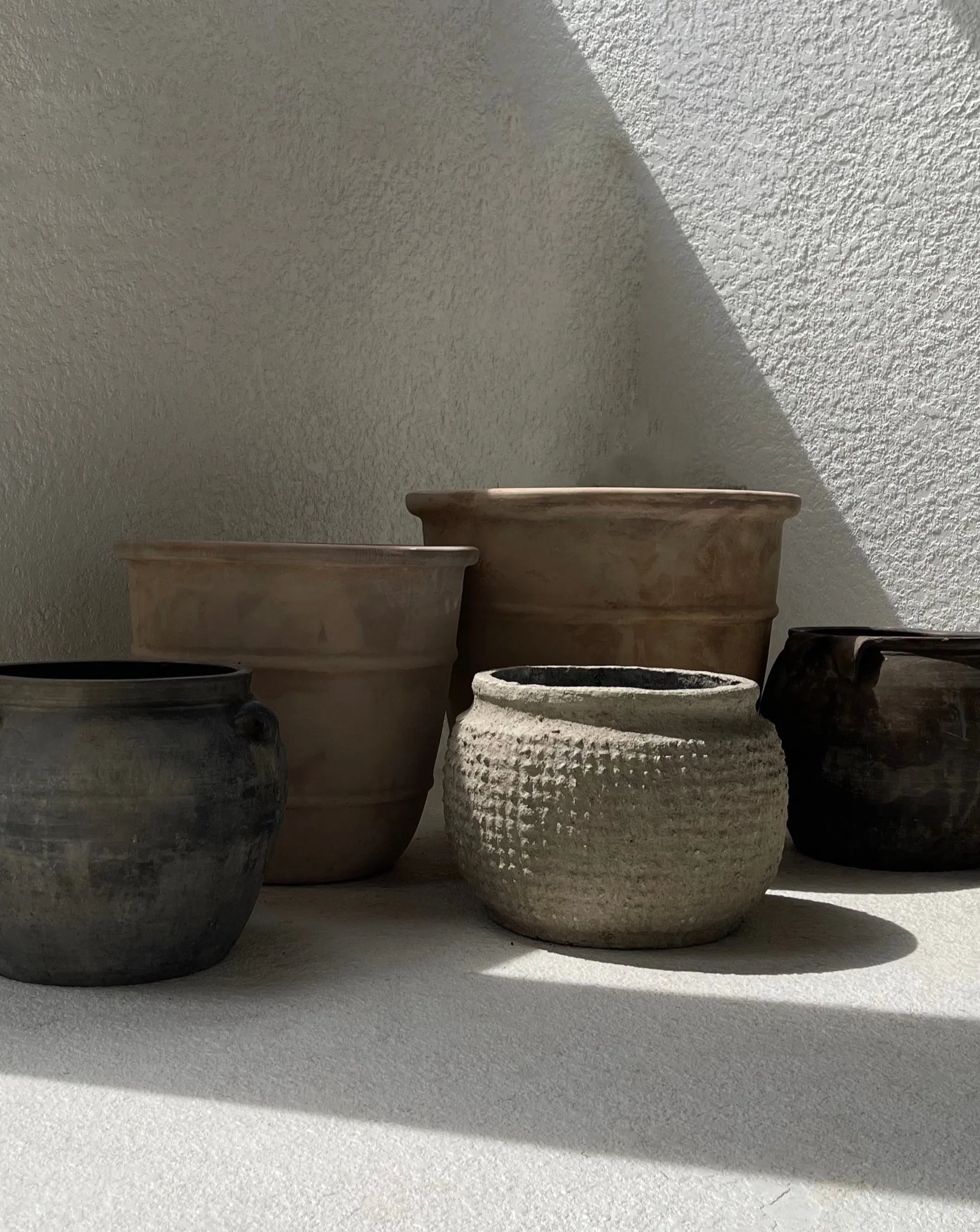 AMBER CLAY PLANTER