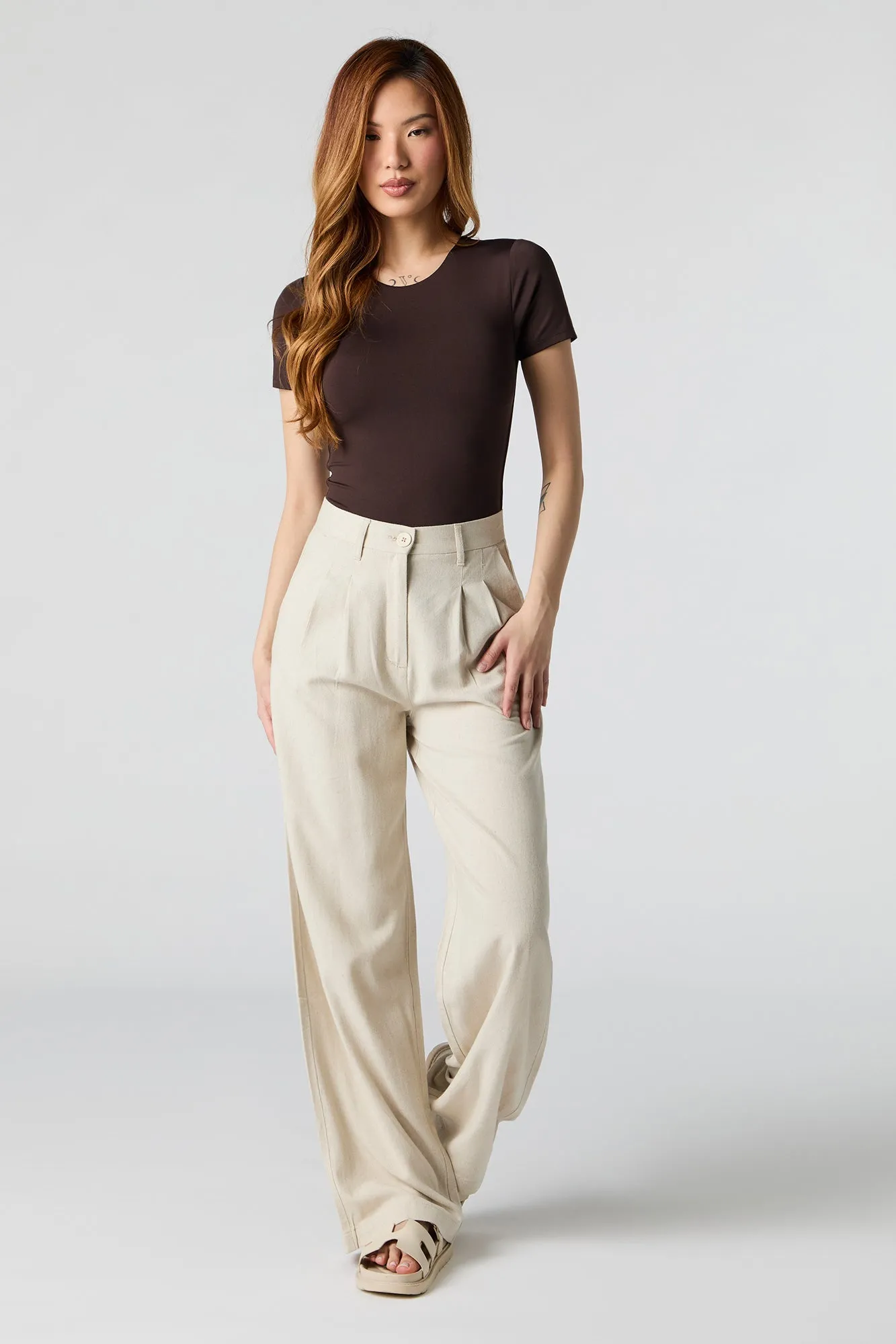 Contour Round Neck Short Sleeve Bodysuit