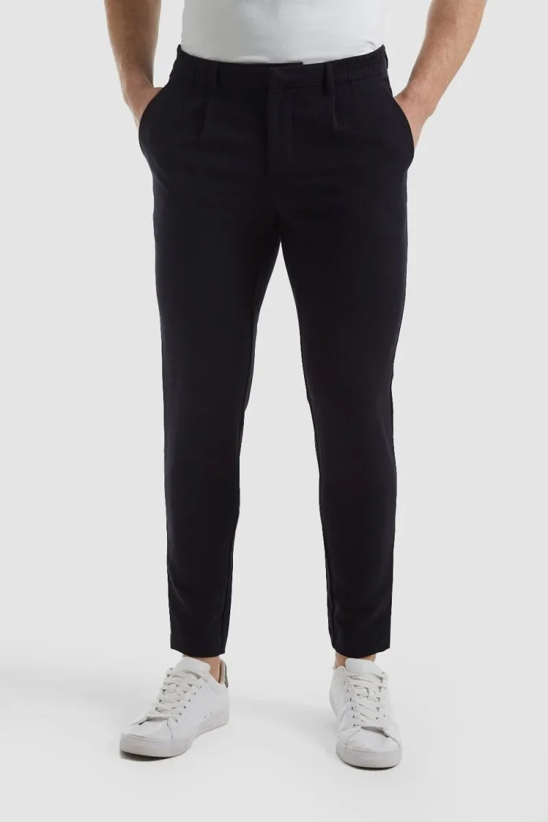 Cropped Pleated Pants in Navy