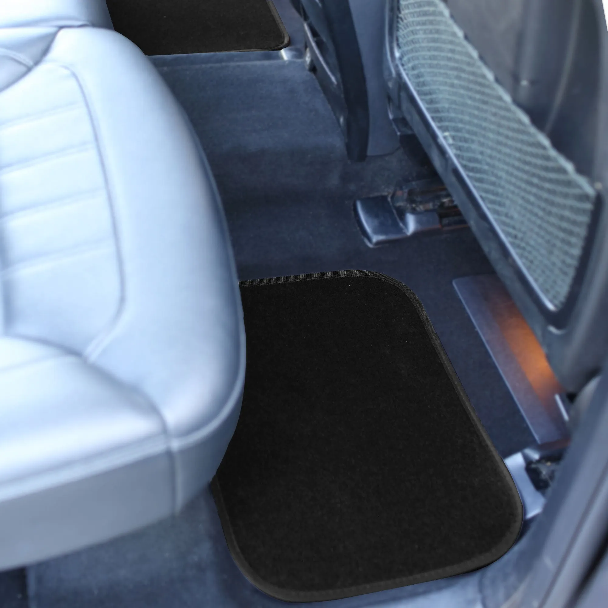 Galaxy13 Metallic Stripe Non-Slip Carpet Floor Mats - Full Set Black