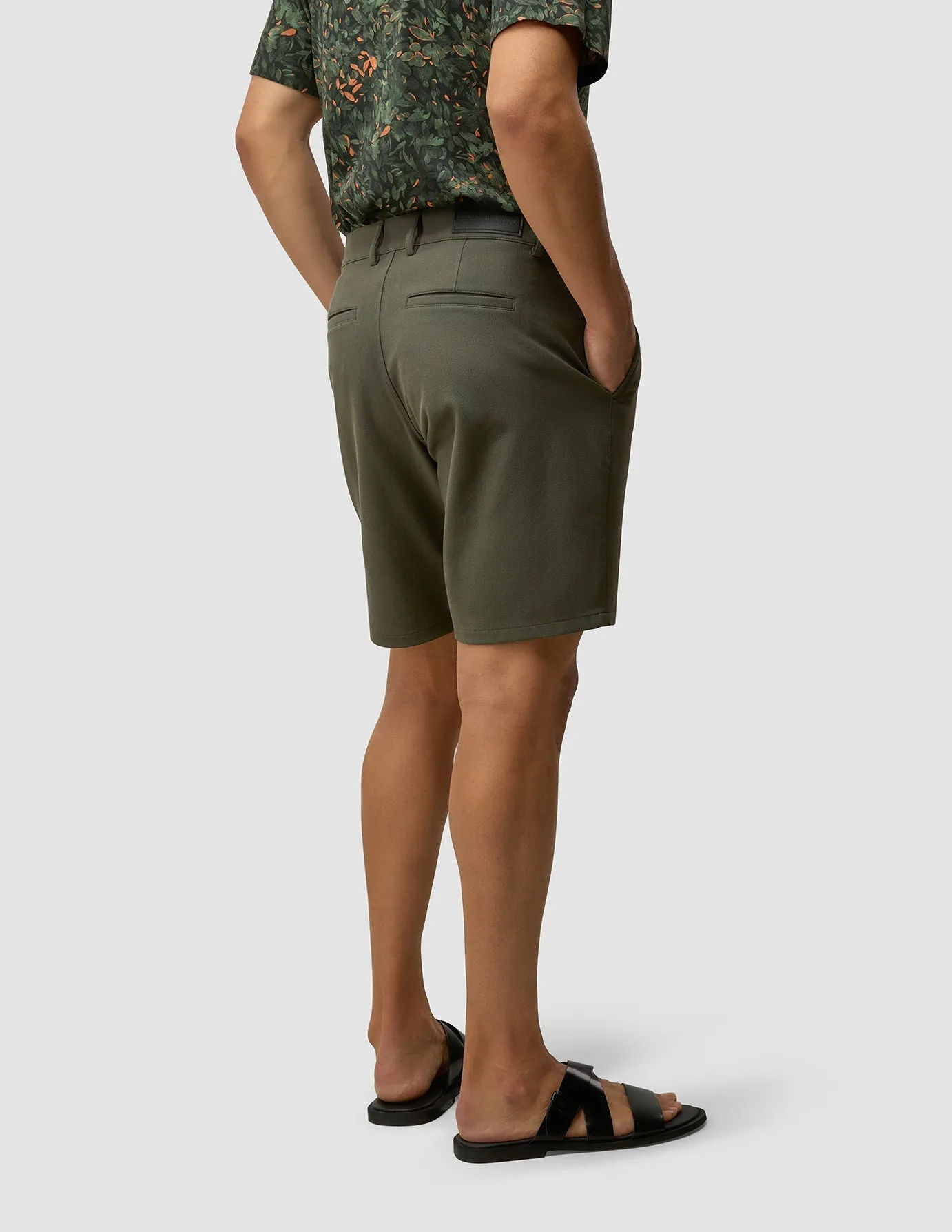 GEN2 Shorts Muted Green