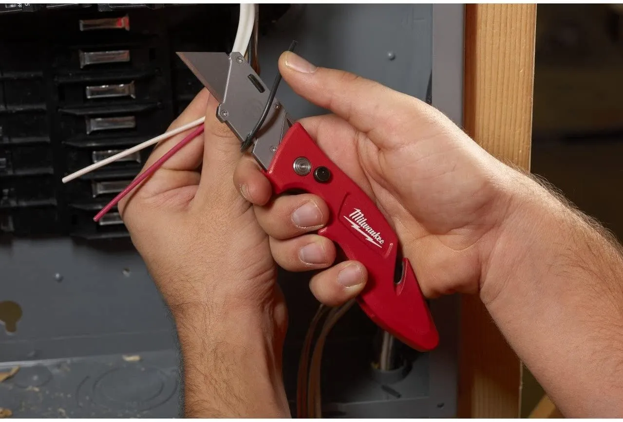 MILWAUKEE FASTBACK Flip Utility Knife [48-22-1901]