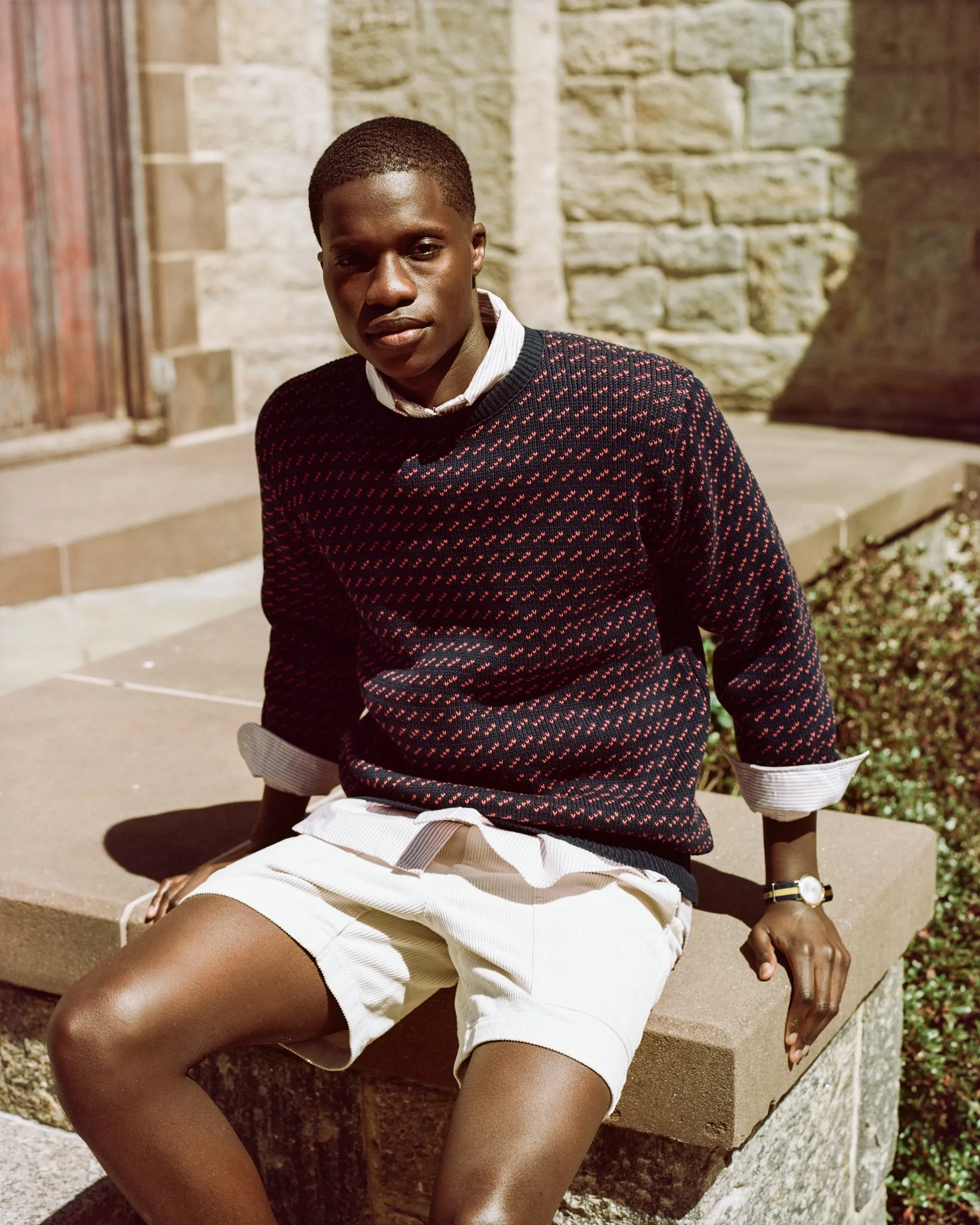 NAVY/RED CHEVRON COTTON CREWNECK SWEATER