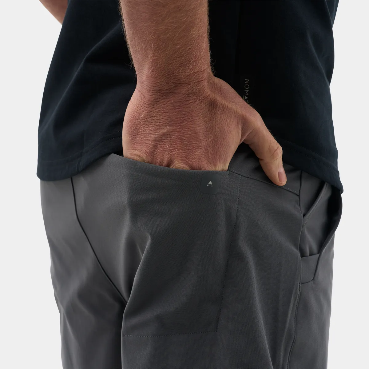 Outset Short 9"