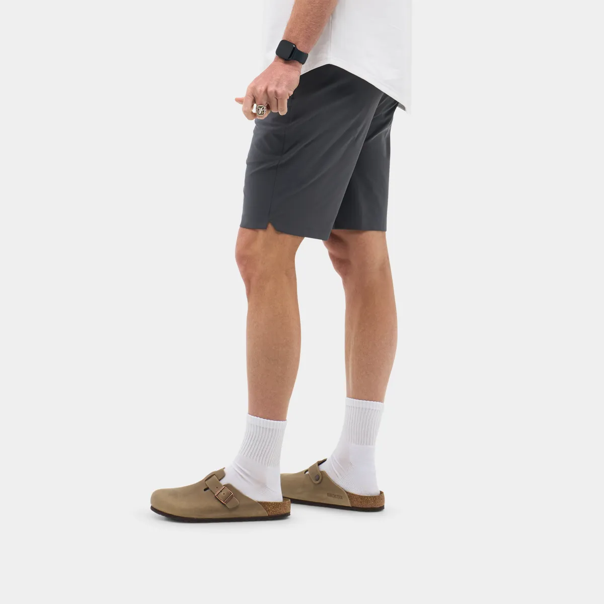 Outset Short 9"