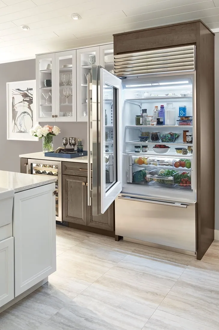 Sub-Zero BI36UASPHRH 36" Classic Over-And-Under Refrigerator/Freezer With Glass Door