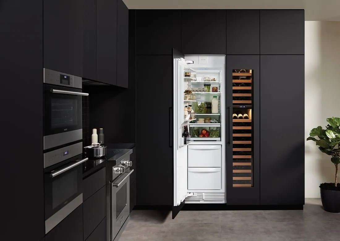 Sub-Zero IC24CIRH 24" Designer Column Refrigerator/Freezer With Ice Maker - Panel Ready