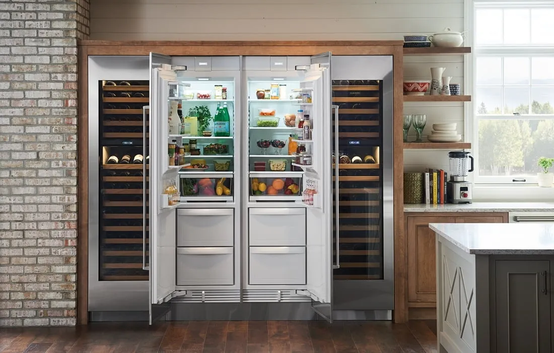 Sub-Zero IC24CIRH 24" Designer Column Refrigerator/Freezer With Ice Maker - Panel Ready